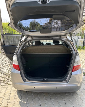 Honda Jazz cena 20000 przebieg: 231000, rok produkcji 2009 z Radom małe 22